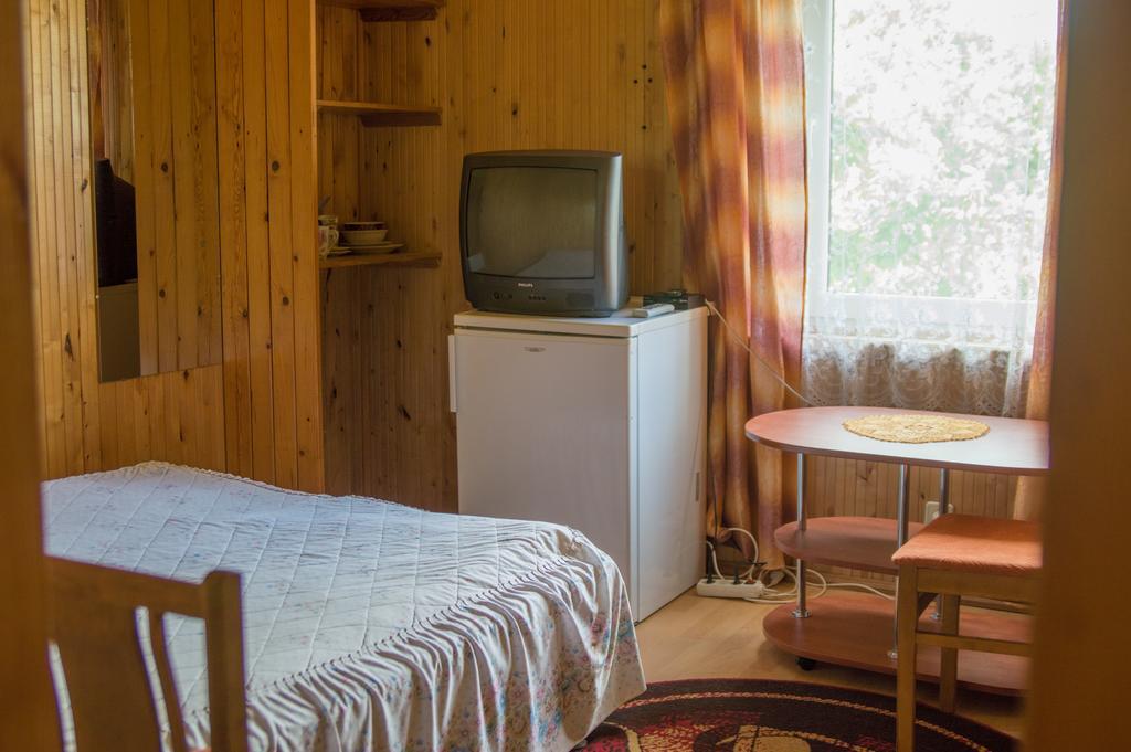 Pas Marija Hotel Паланга Екстериор снимка