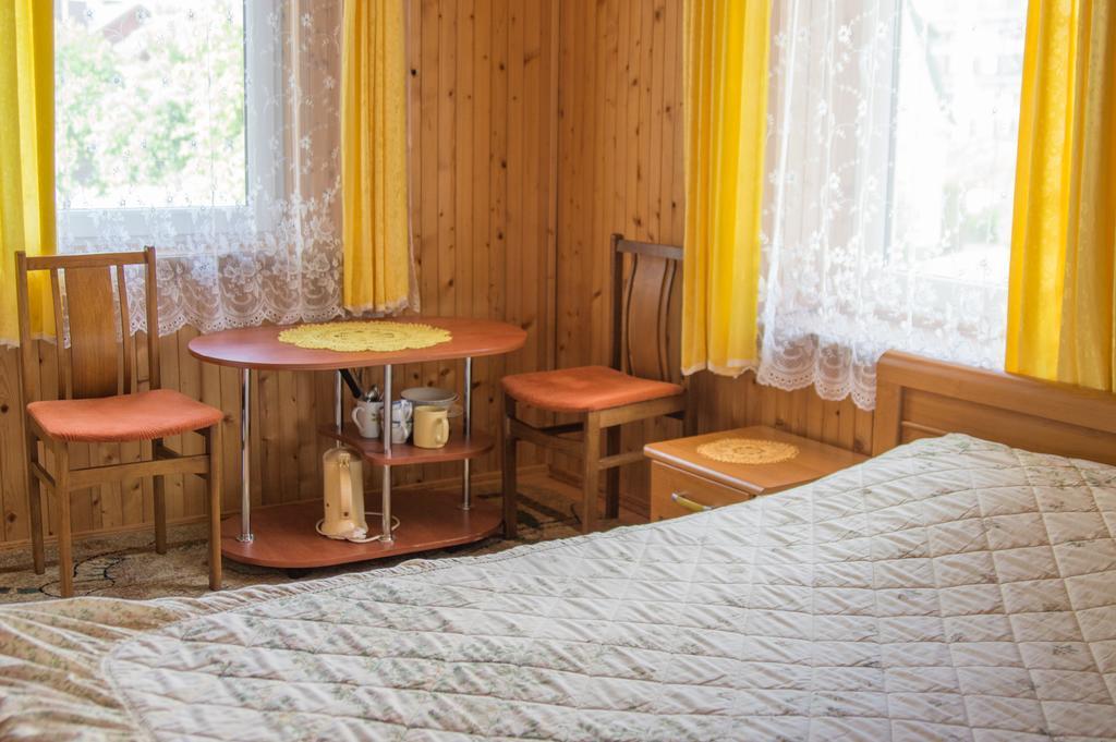 Pas Marija Hotel Паланга Екстериор снимка
